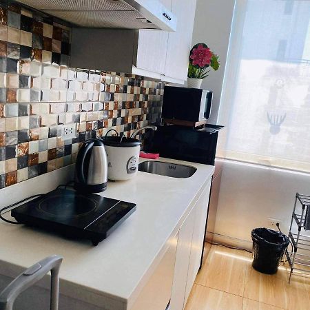 Azure C7 Balcony, Wifi, Near Mall Airport Манила Екстериор снимка