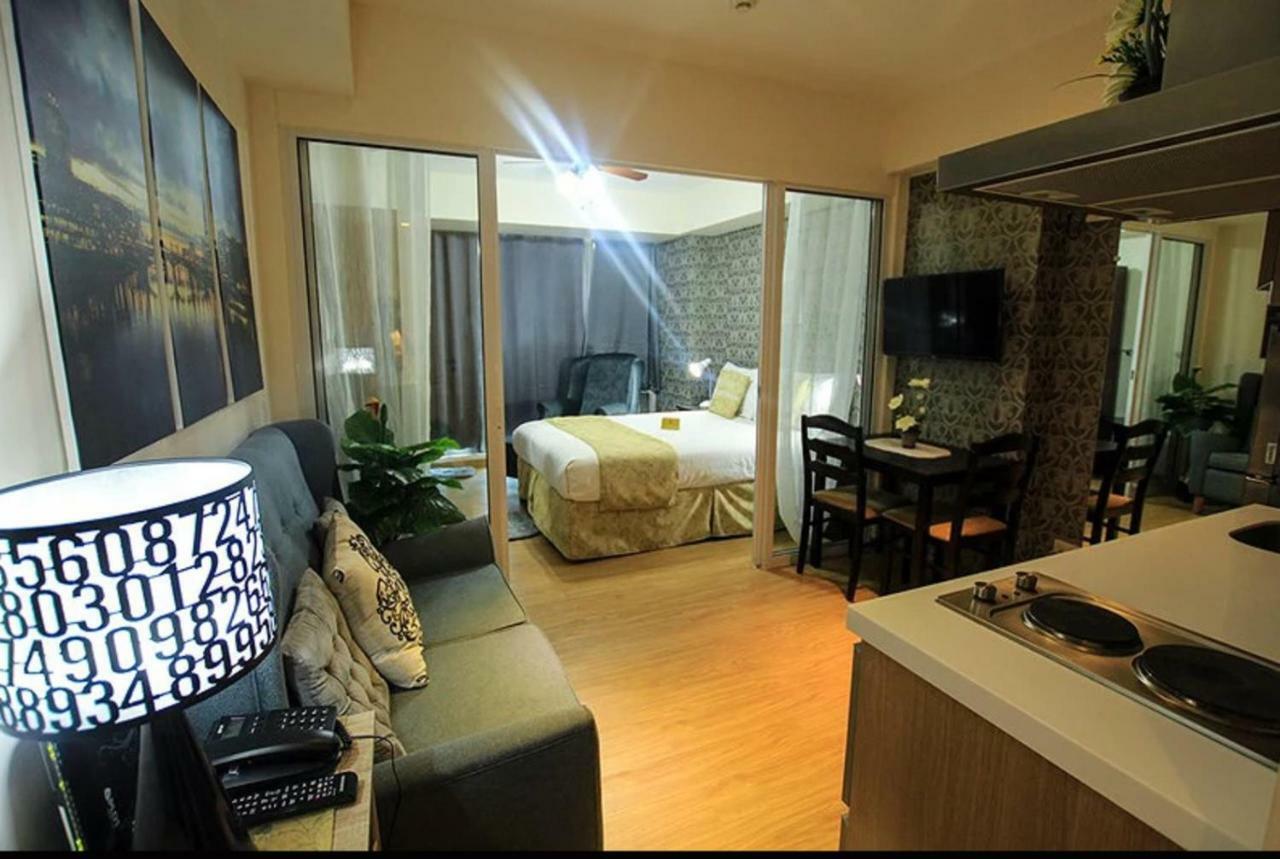 Azure C7 Balcony, Wifi, Near Mall Airport Манила Екстериор снимка